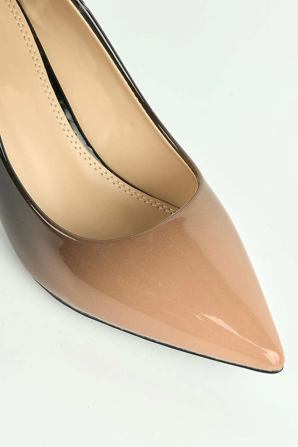Alania 2 Tone Low Heel Court Shoe in Nude - Image 6