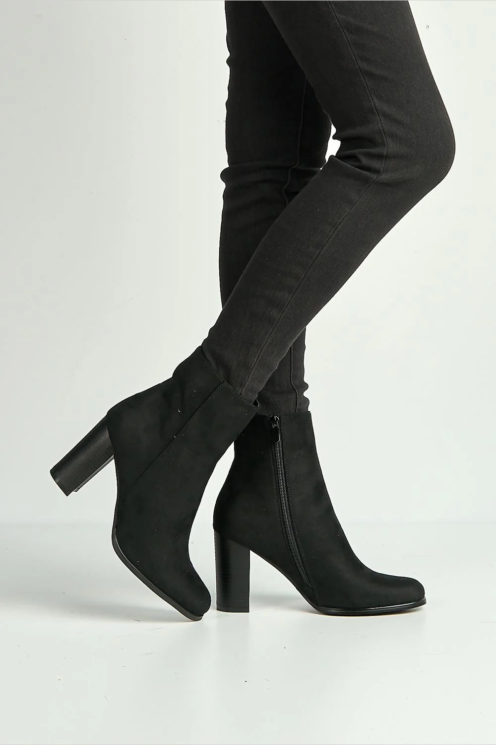 Alathea Round Toe Block Heel Ankle Boots in Black - Image 3