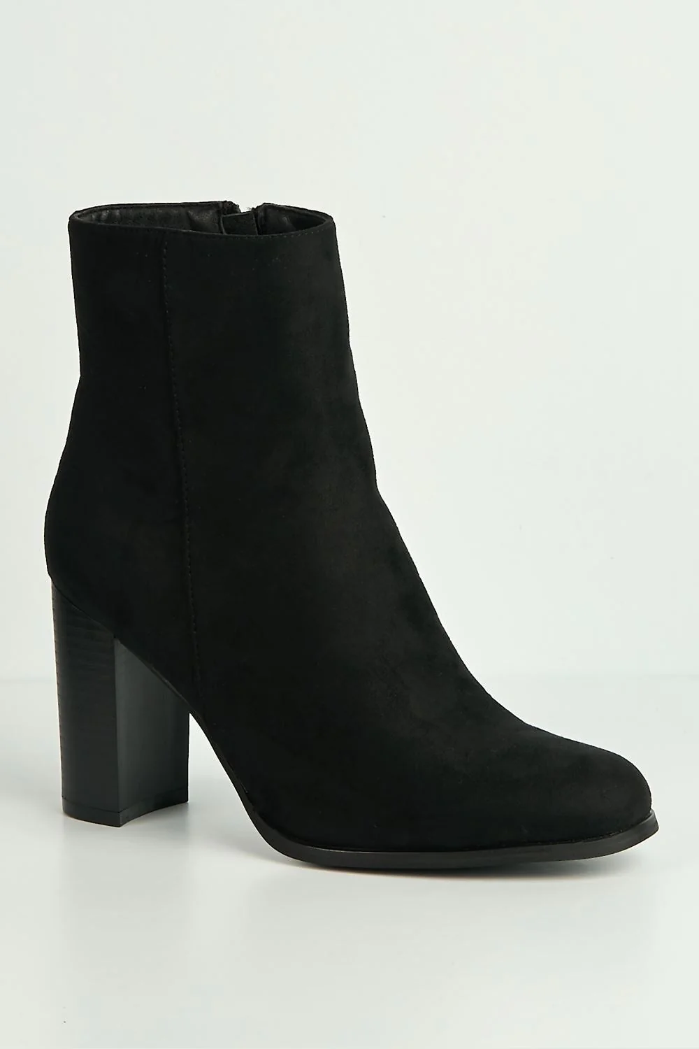 Alathea Round Toe Block Heel Ankle Boots in Black - Image 4