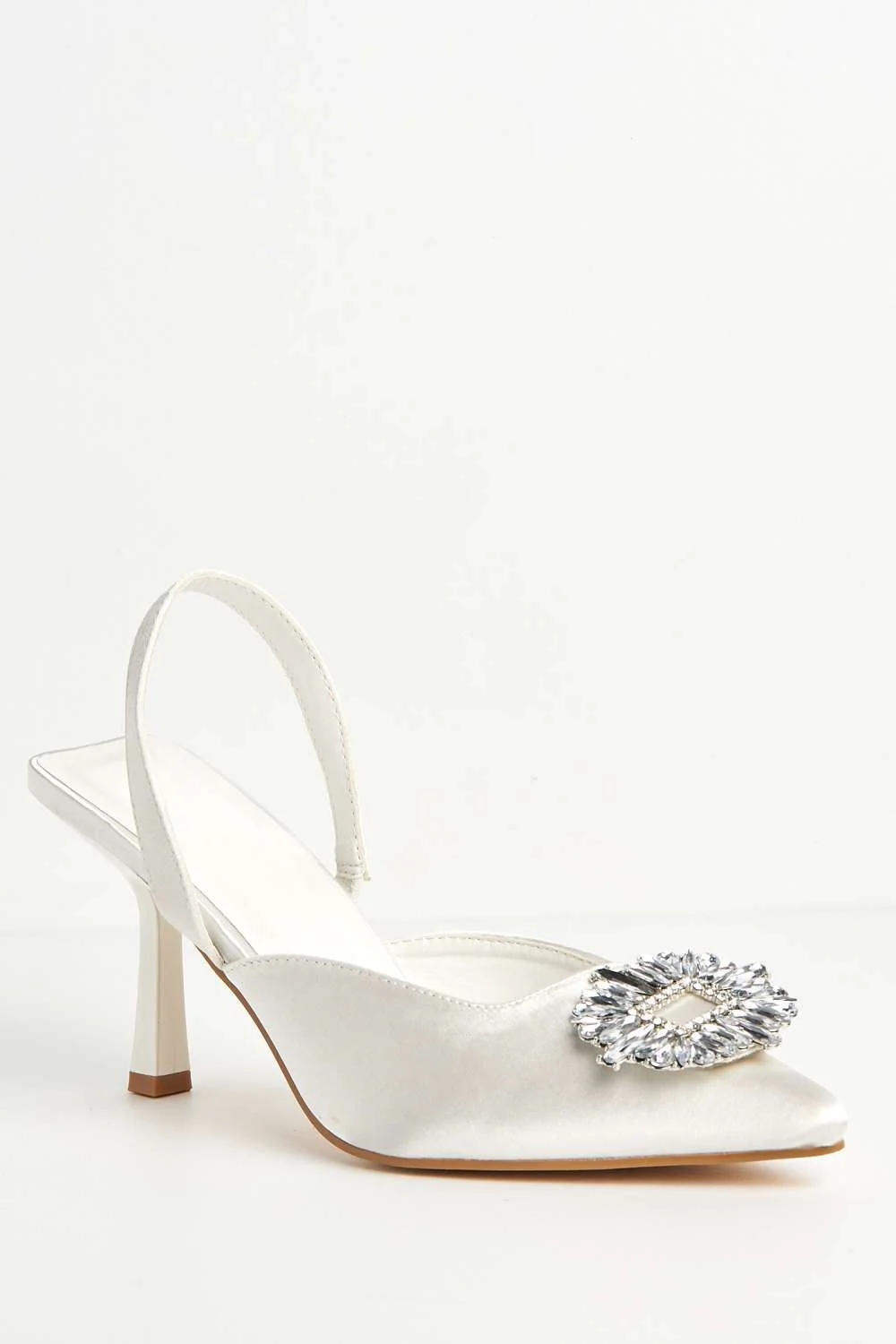 Amira Diamante Brooch Sling Back Court Shoes in Ivory Satin - Image 4