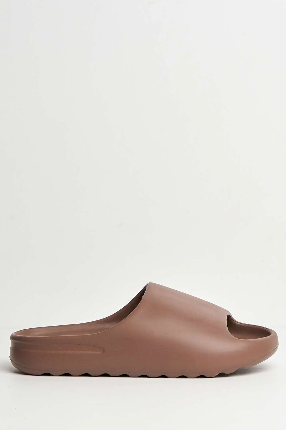 Aneeta Rubber Slider in Chocolate - Image 5