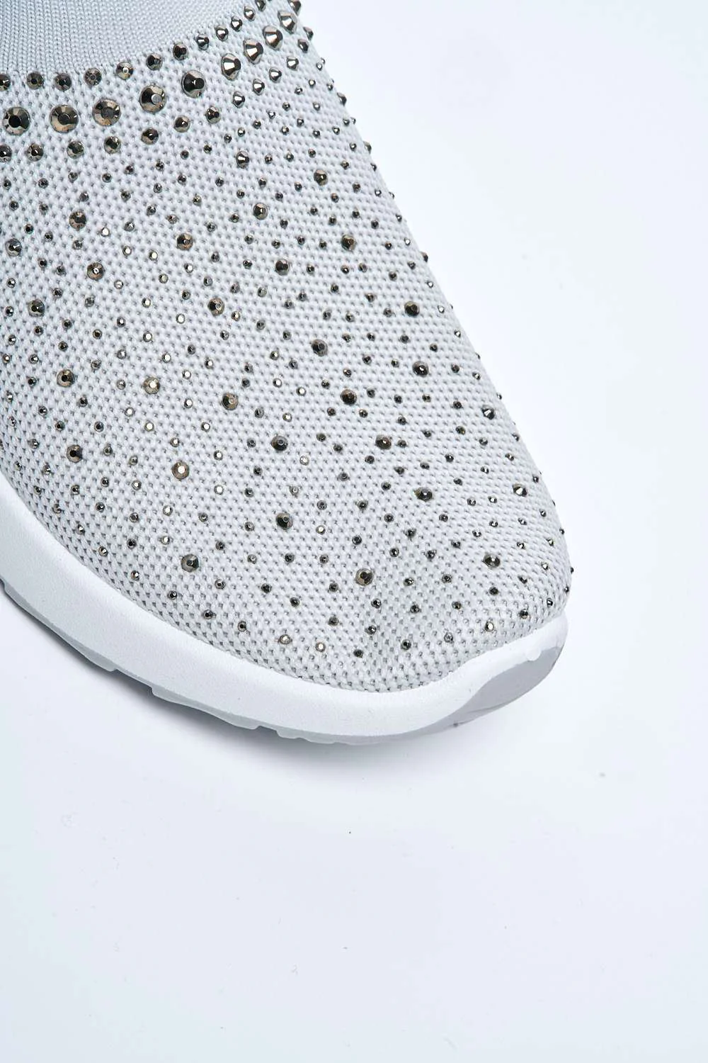Ari Slip On Trainer in Grey - Image 6