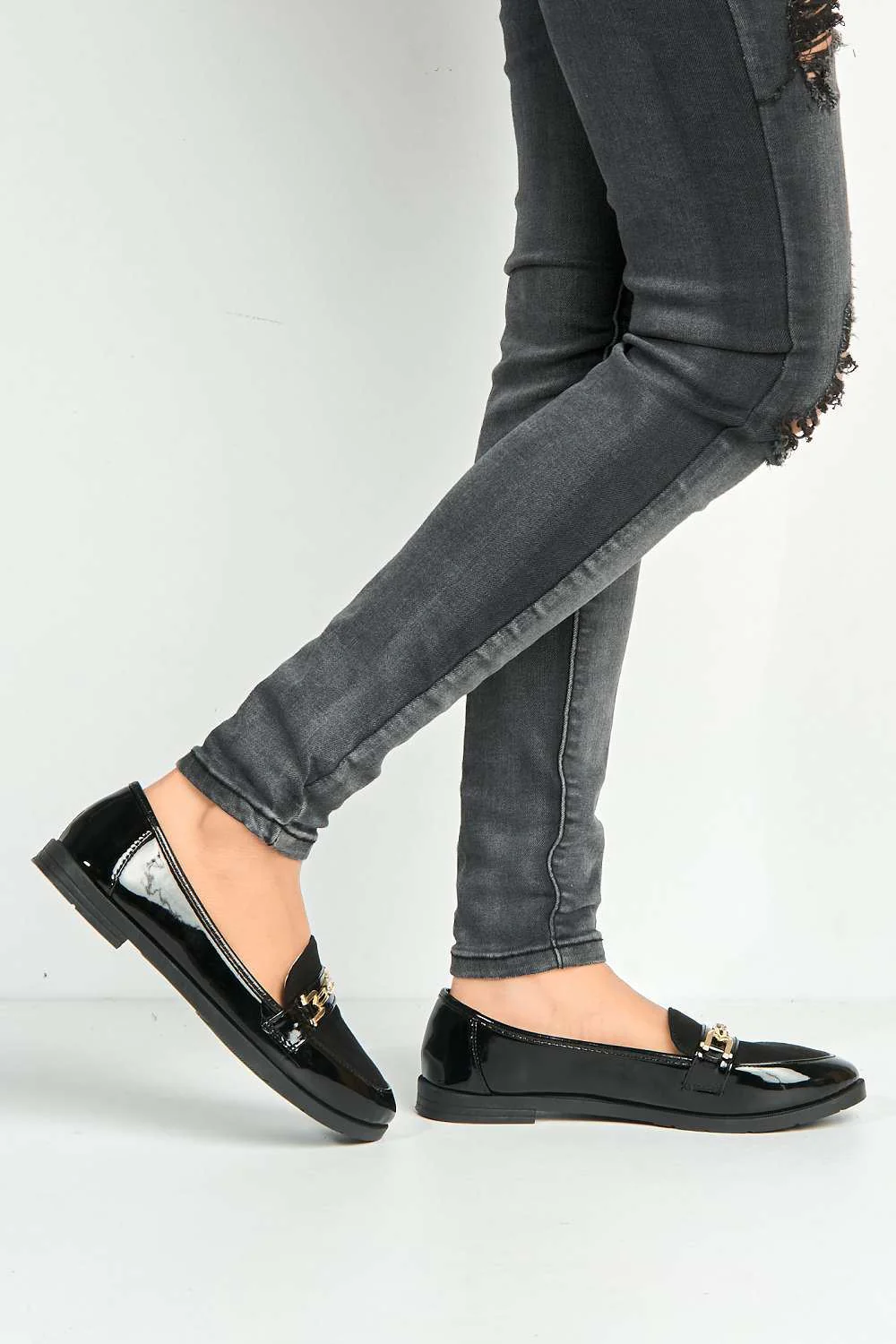 Ariee Diamante Detail Loafers in Black - Image 3