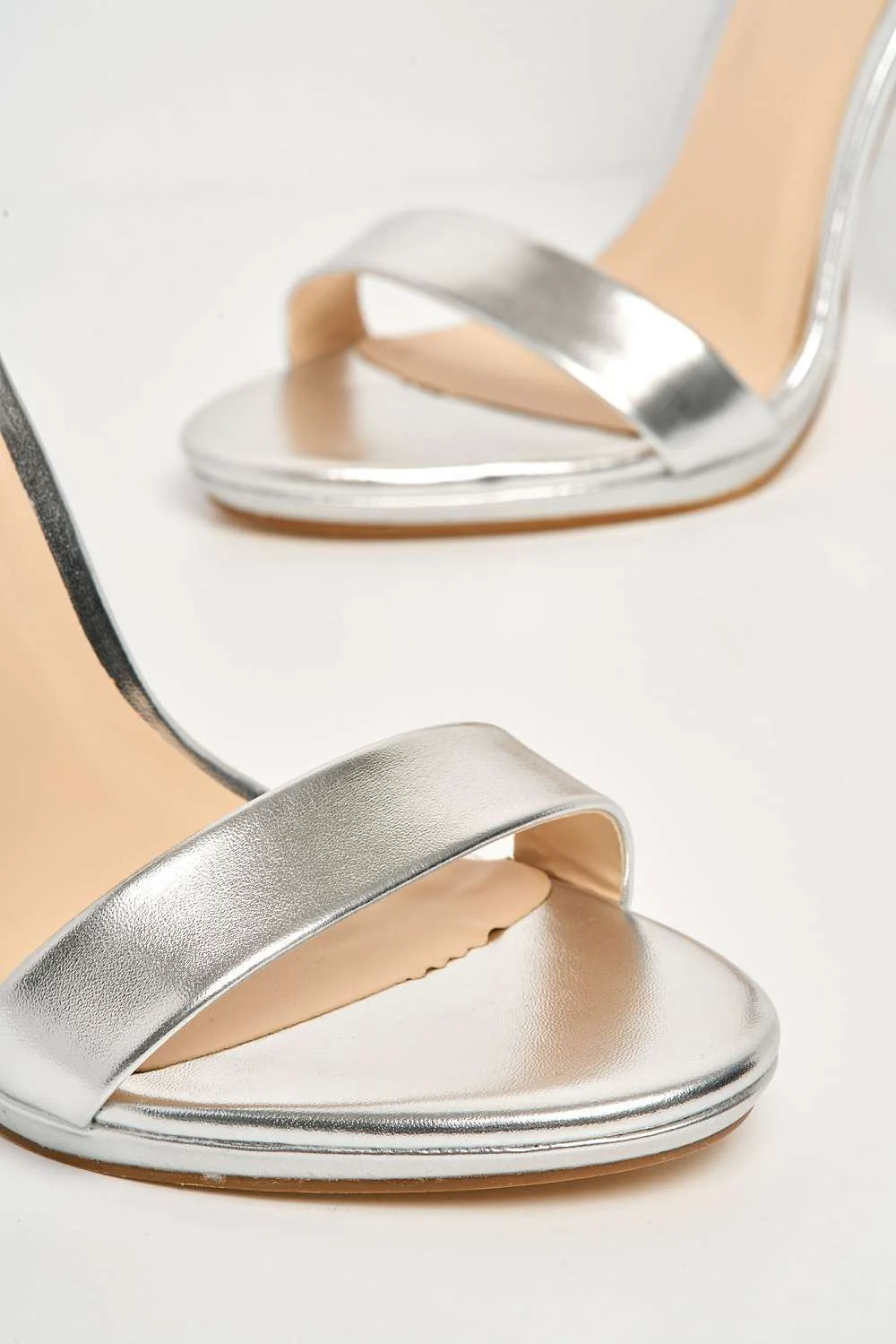 Aronna Plain Band Anklestrap Heeled Sandal in Silver - Image 6