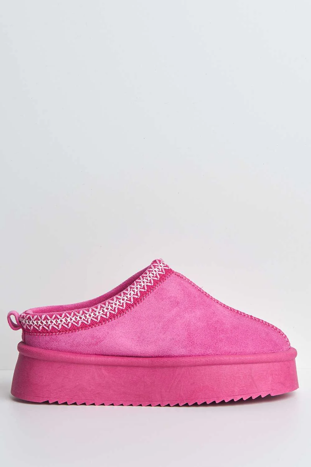 Astri Faux Fur Lining Knit Pattern Detail Flatform Slippers in Fuchsia - Image 5