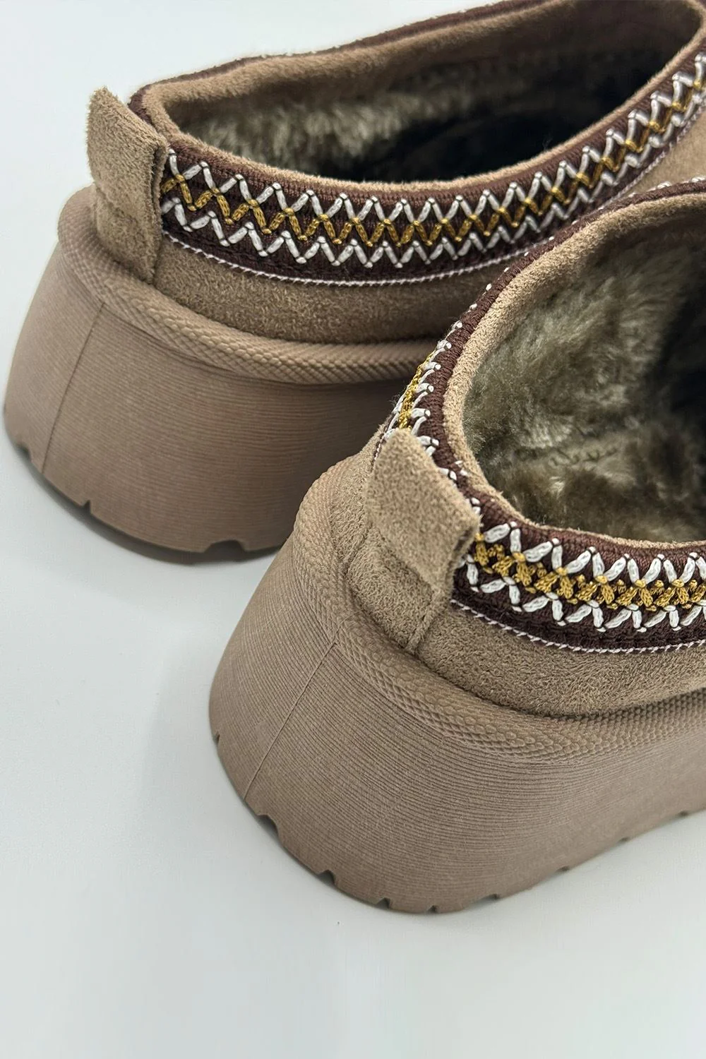 Astri Faux Fur Lining Knit Pattern Detail Flatform Slippers in Mocha - Image 6