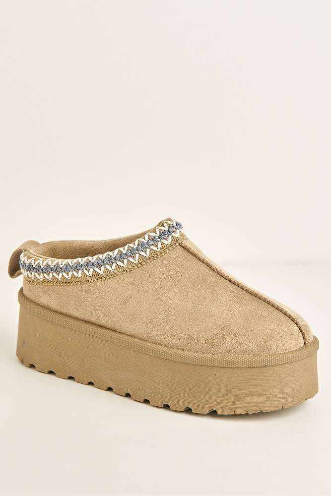 Astria Faux Fur Lining Knit Pattern Detail Flatform Slippers in Mushroom - Image 4