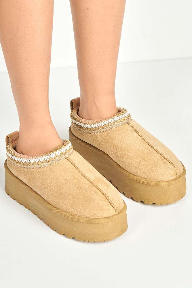 Astria Faux Fur Lining Knit Pattern Detail Flatform Slippers in Sand - Image 2