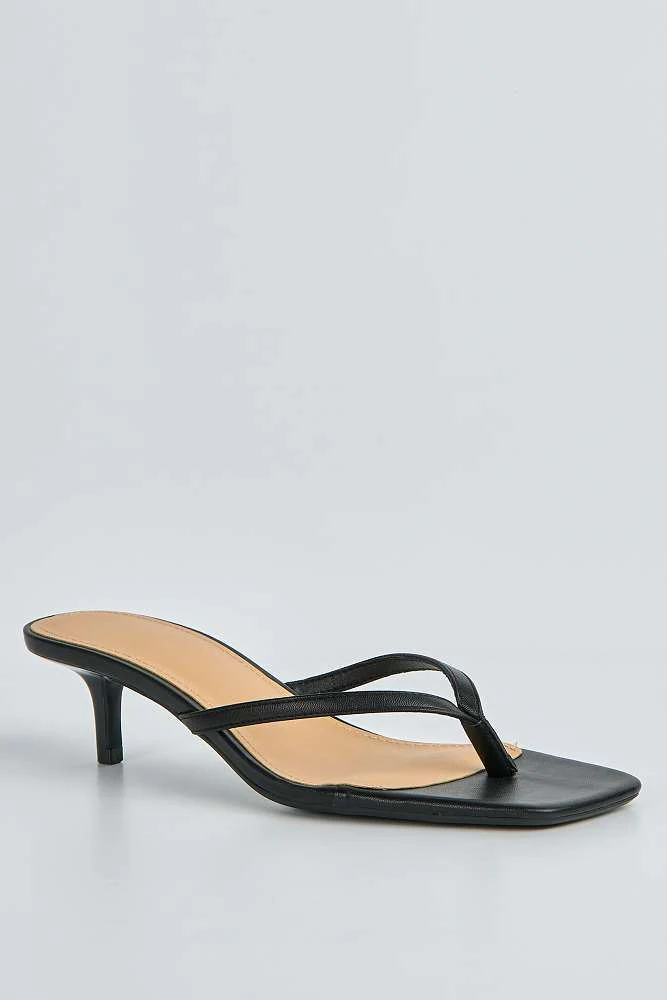 Atara Toe -Post Kitten Heel Mules in Black - Image 4