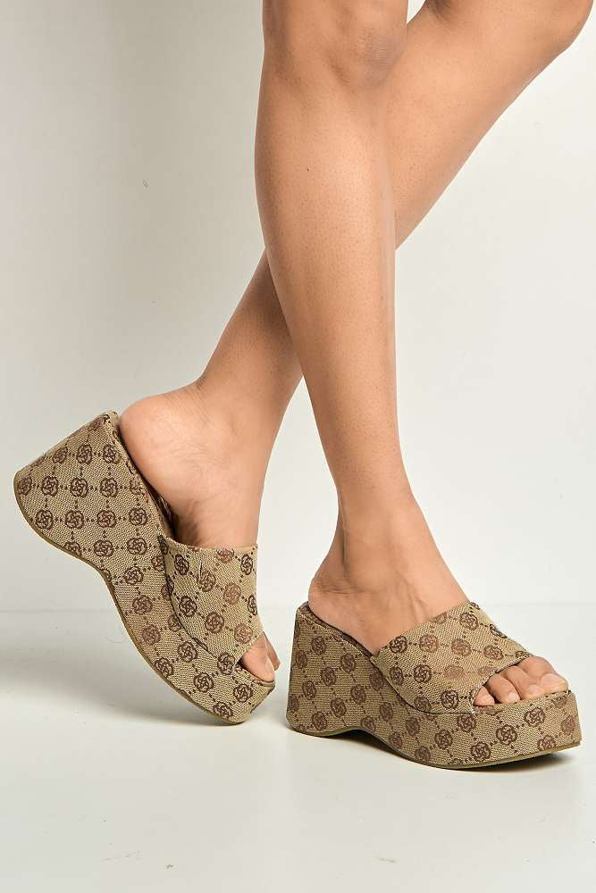 Brianna Printed Flower Detail Wedge Sandals in Brown - Image 2