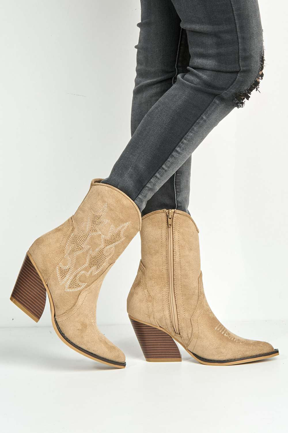 Bromley Detail Western Boots in Taupe