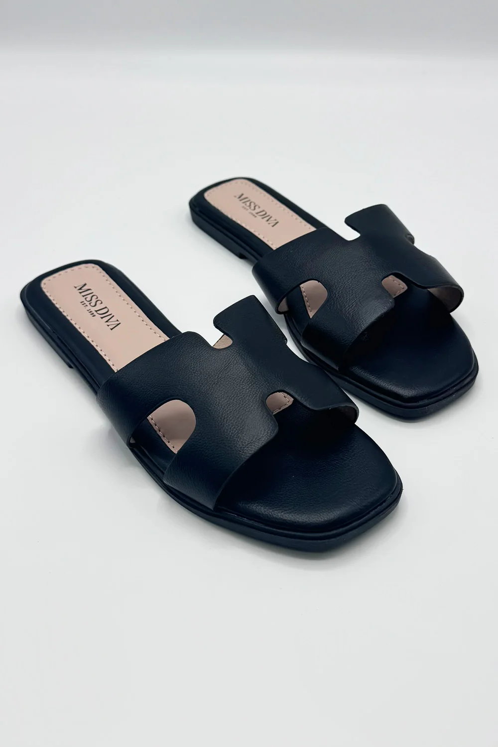 California Faux Leather Open Toe Flat Slider in Black - Image 4