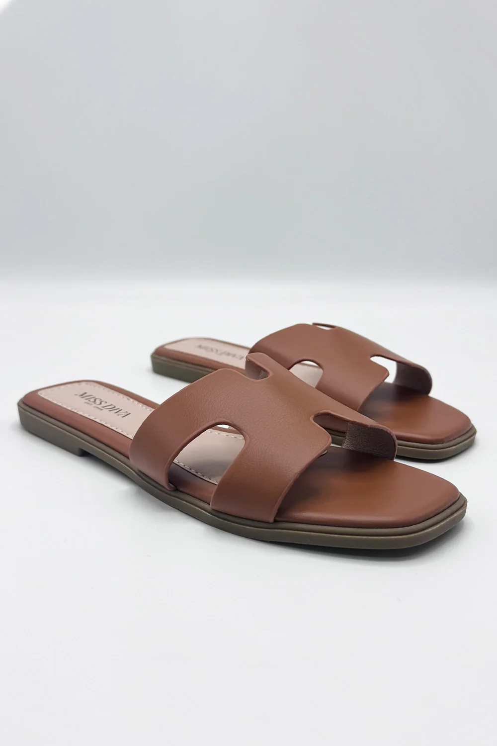 California Faux Leather Open Toe Flat Slider in Tan Matt - Image 4