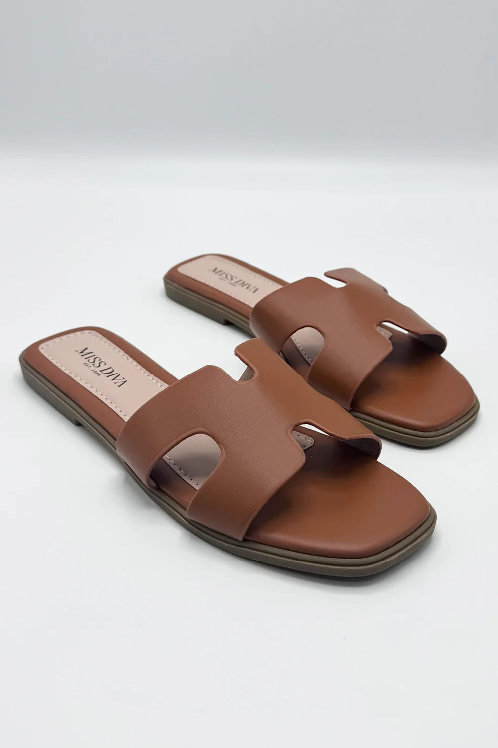 California Faux Leather Open Toe Flat Slider in Tan Matt - Image 7
