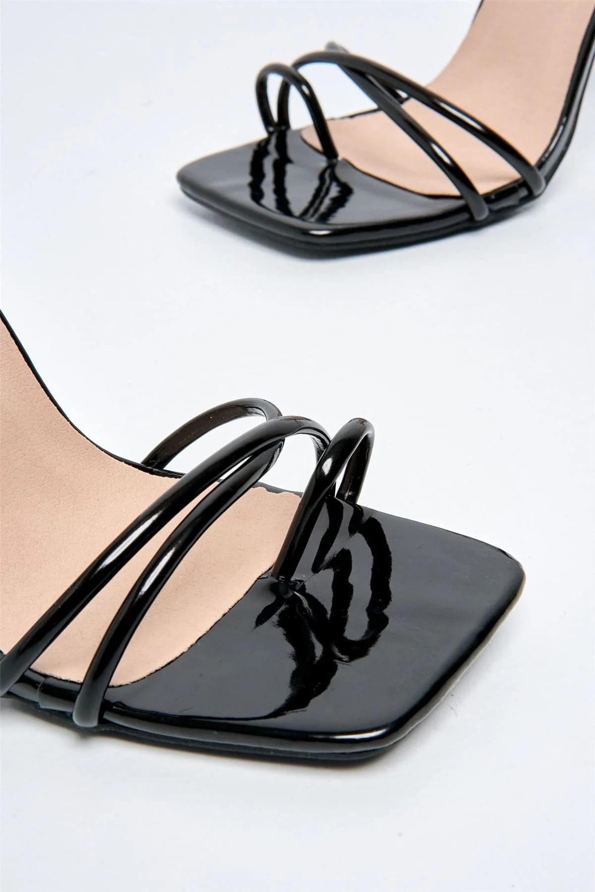 Ciri Square-toe Lace-up Heels in Black - Image 5