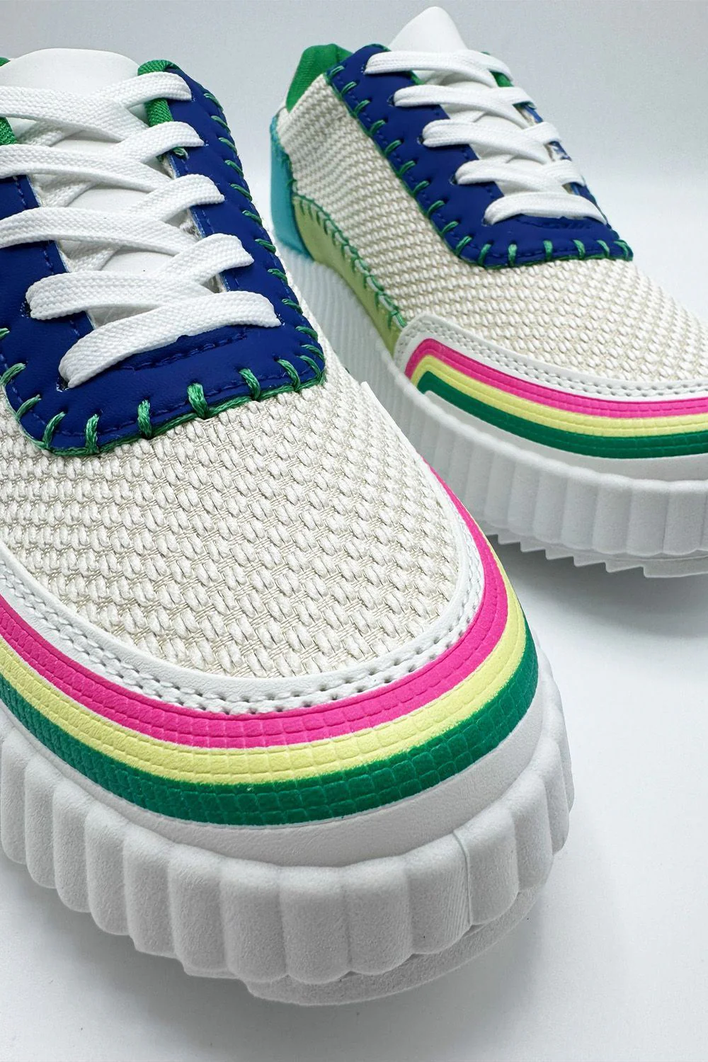 Claudette Patch Detail Lace Up Trainers in Green - Image 4