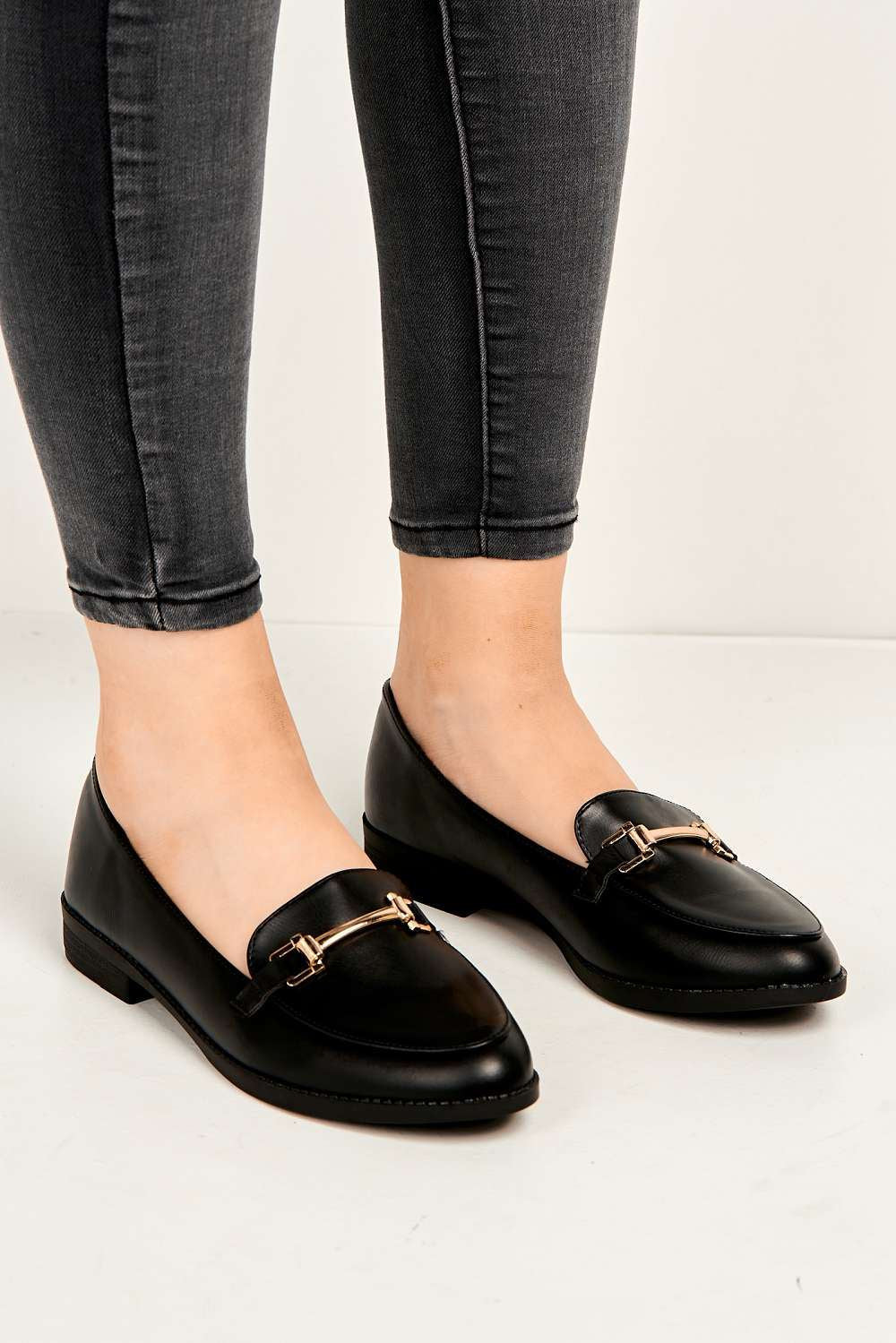 Cooda Metal Link Detail Loafers in Black - Image 2