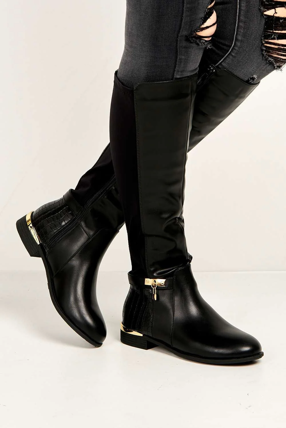 Daphine Knee High Lock Detail Boot in Black Matt - Image 2