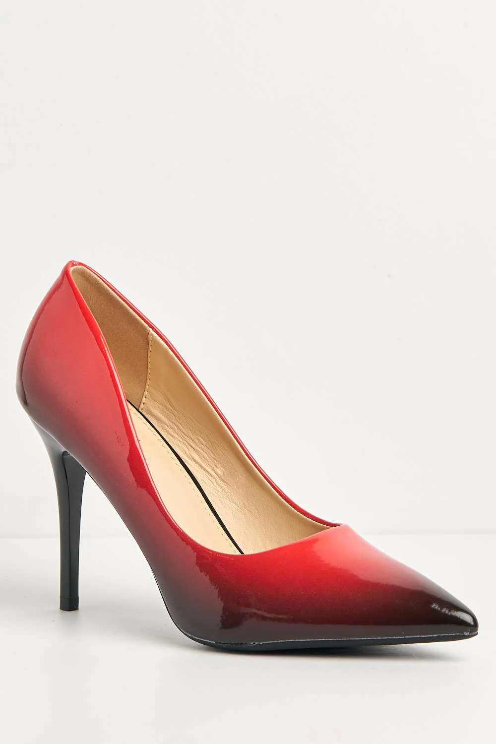Dua Two Tone Pointed Toe Court Shoes in Red - Image 4
