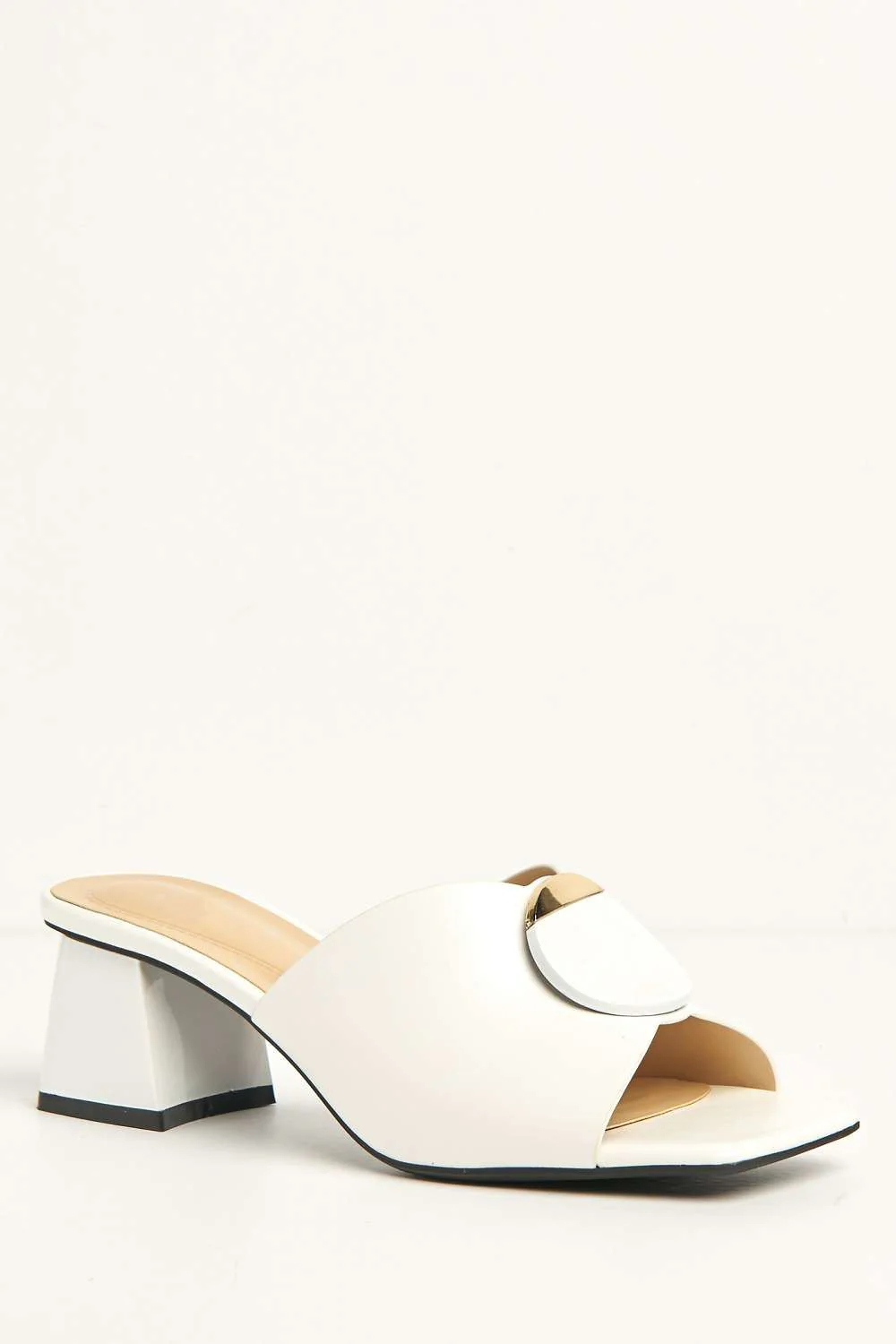 Elizabeth Gold Trim Circle Band Mule in White - Image 4