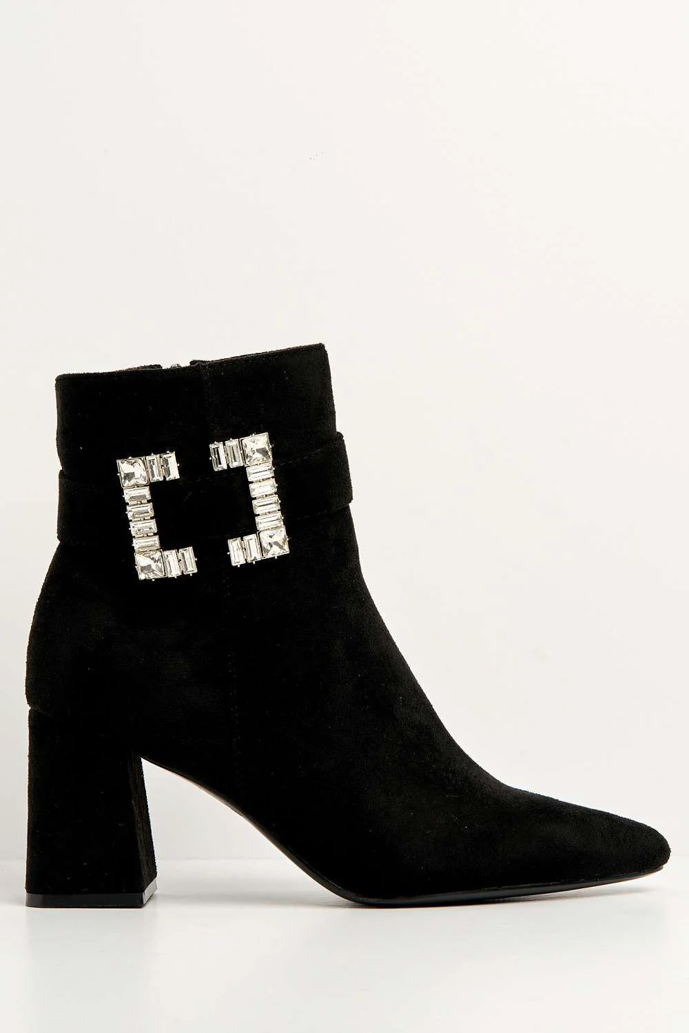 Elizahne Diamante Brooch Detail Pointed Toe Block Heel Boots in Black - Image 4