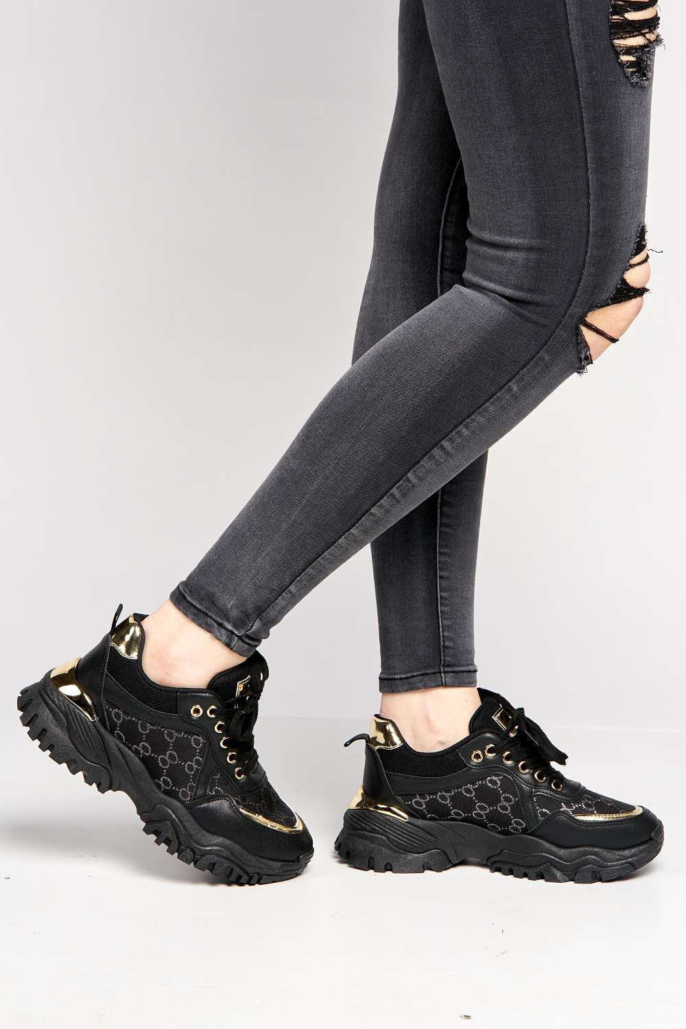 Elle Chunky Sole Logo Trainer in Black - Image 3