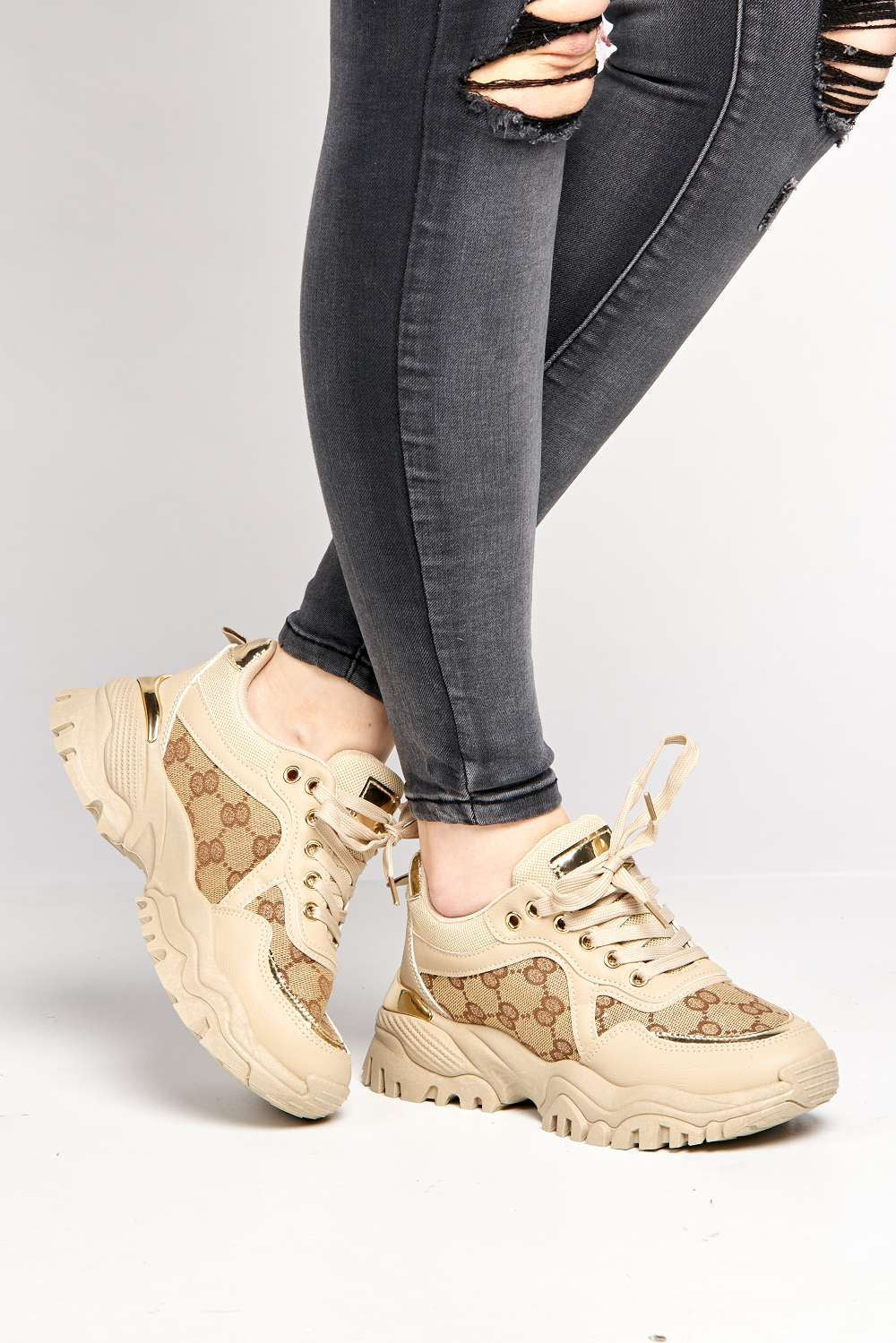 Elle Chunky Sole Logo Trainer in Nude