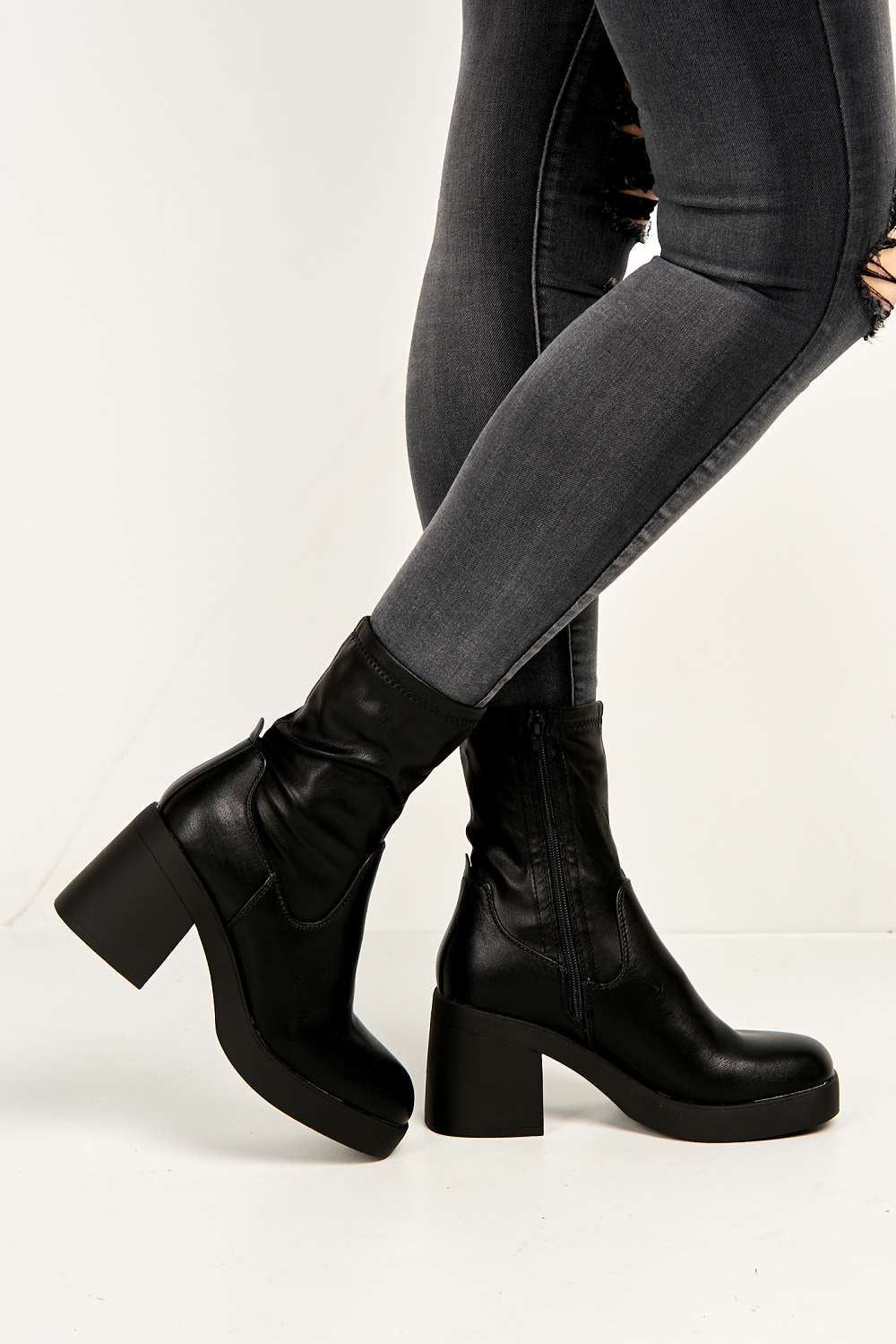 Etrixi Ankle High Block Heel Square Toe Boots in Black Matt - Image 2