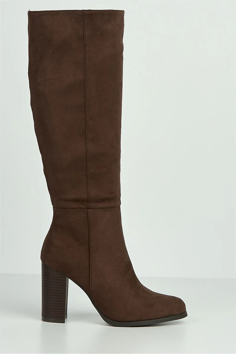 Everly Round Toe Knee High Block Heel Boots in Chocolate - Image 5