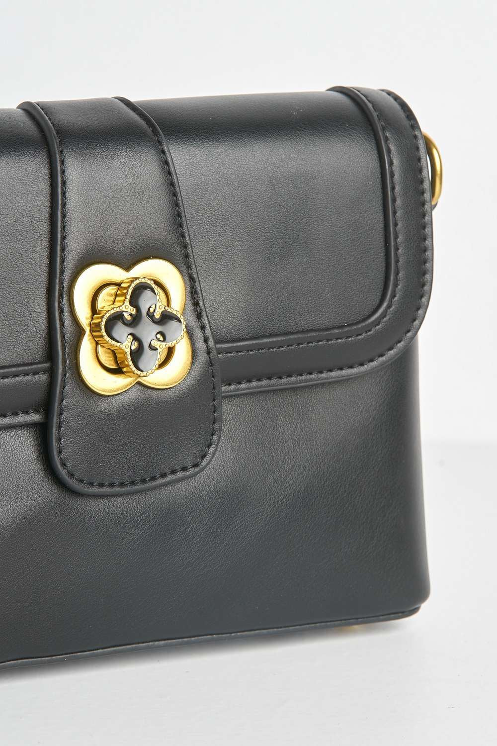 Floro Carlton Collecton Flower Brooch Clasp Bag in Black - Image 4