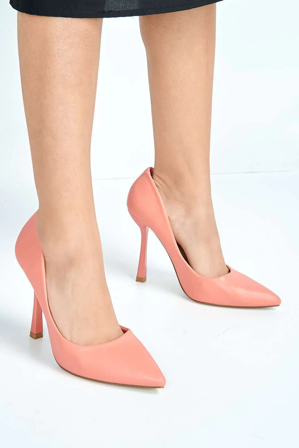 Gina Spool Heel Court Shoes in Pink Matt