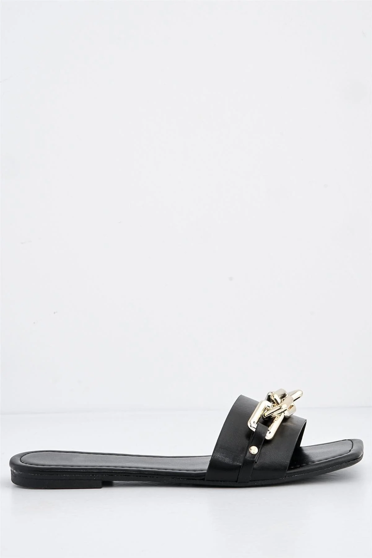 Harlow Statement Chain Flat Sandal in Black - Image 4