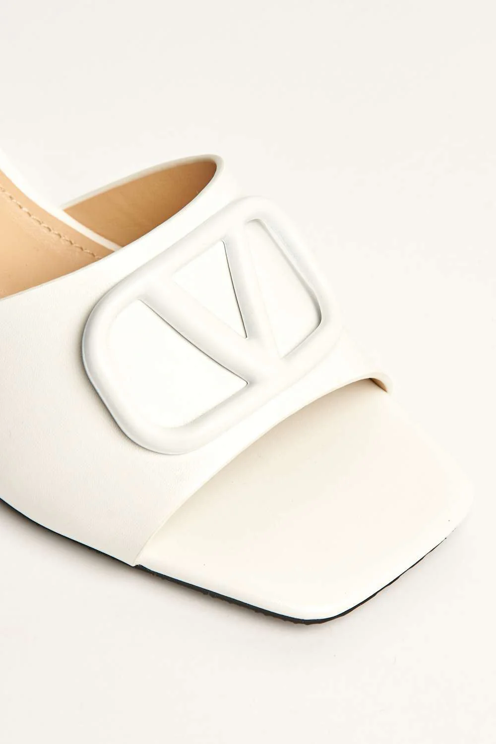 Heidi V Brooch Detail Wedge Mules in White - Image 6