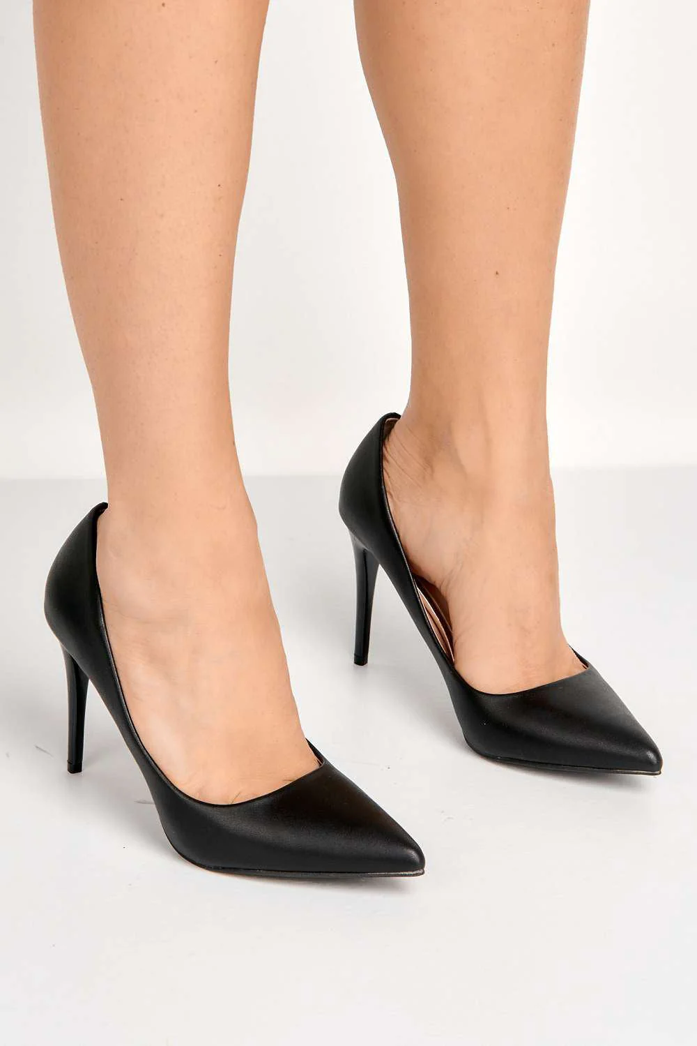 Ingrid Pointed Toe Court Heels in Black Matt - Image 2