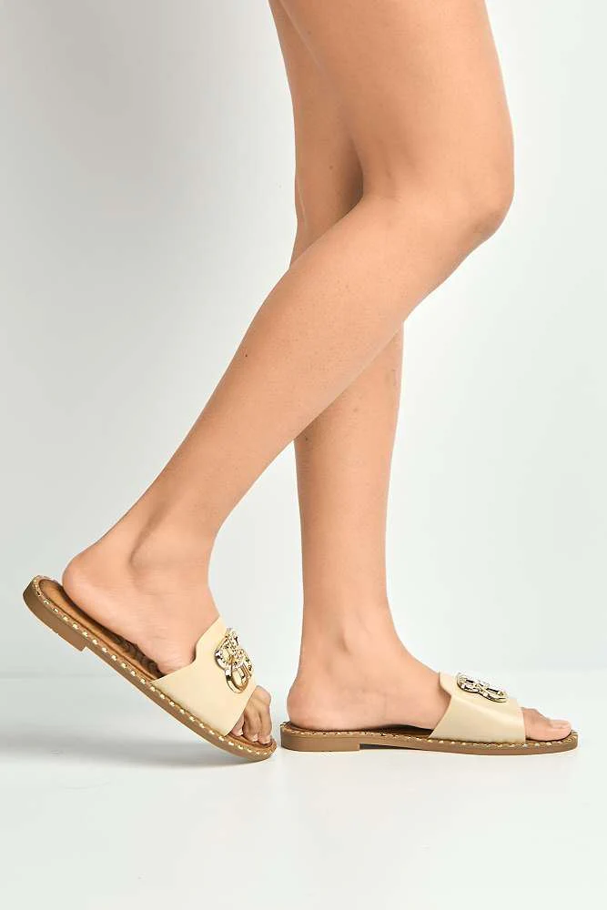 Iris Flat Circled Broach Sliders in Nude - Image 3