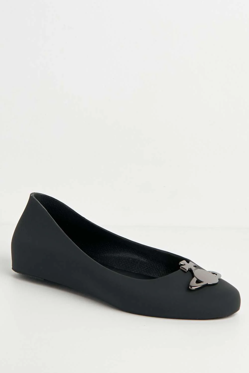 Kasen Brooch Detail Flat Loafers in Black Matt - Image 4