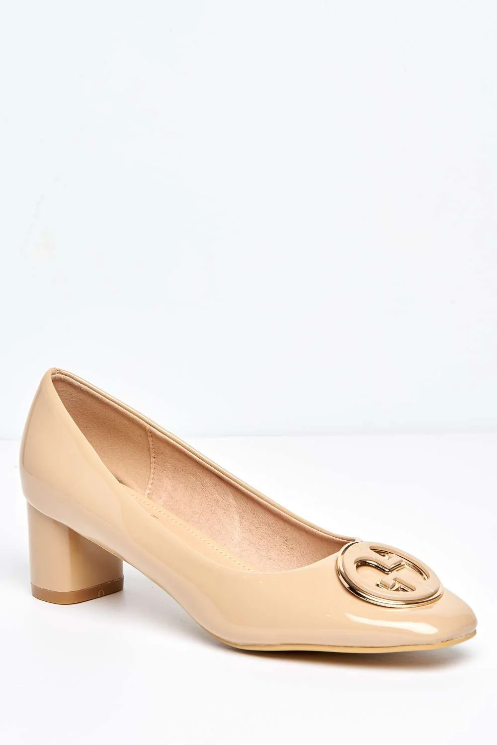 Katty Brooch Detail Block Heel Court Shoes in Nude Patent - Image 4