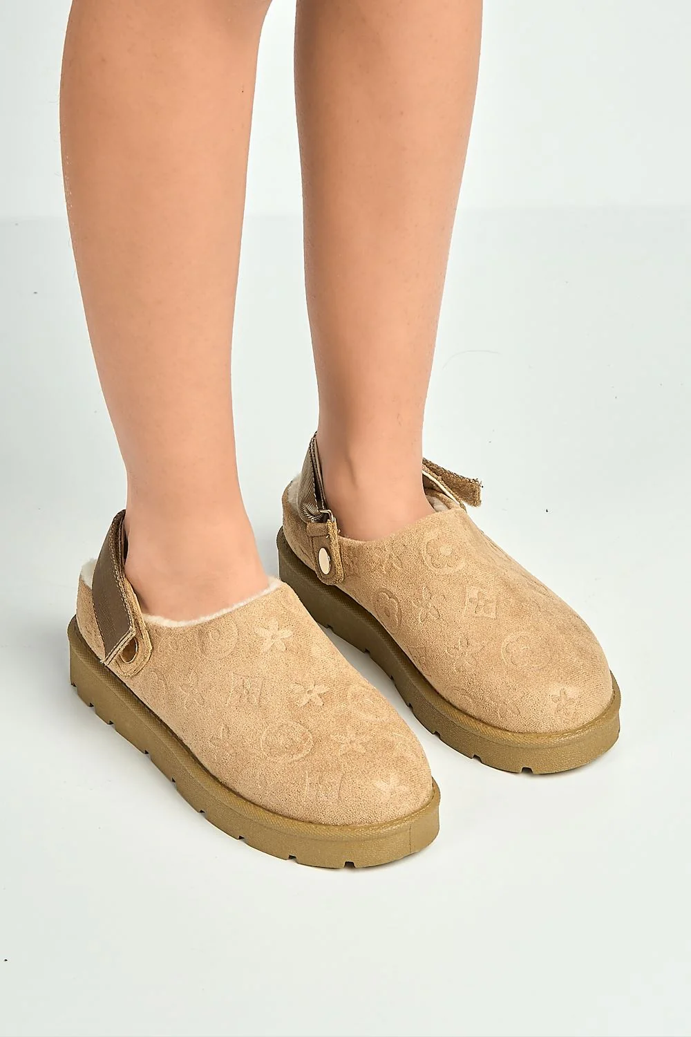 Khalessi Velcro Backstrap Imprinted Slippers in Sand