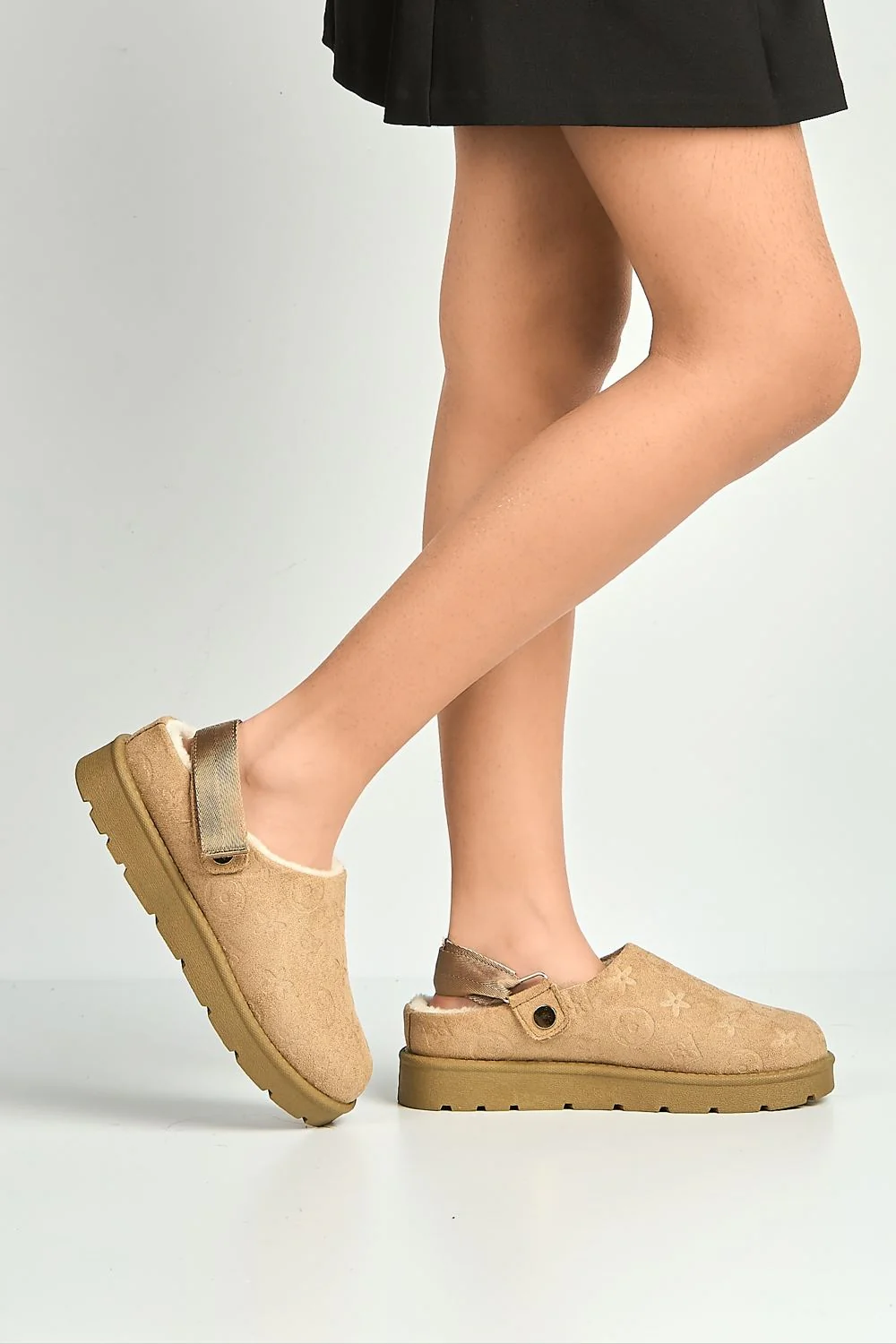 Khalessi Velcro Backstrap Imprinted Slippers in Sand - Image 3