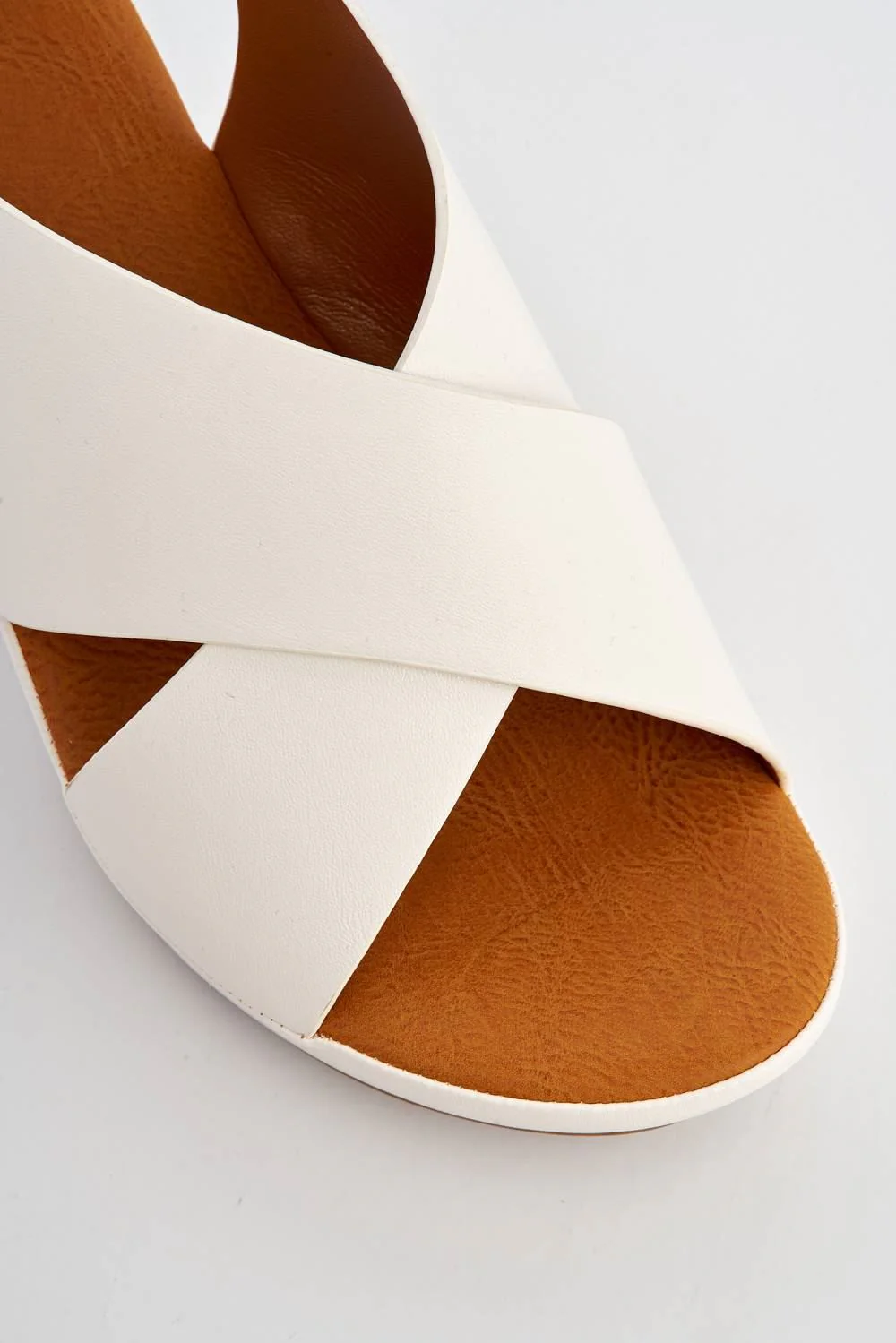 Klara Criss-Cross Straps Wedge Sandals in White - Image 6