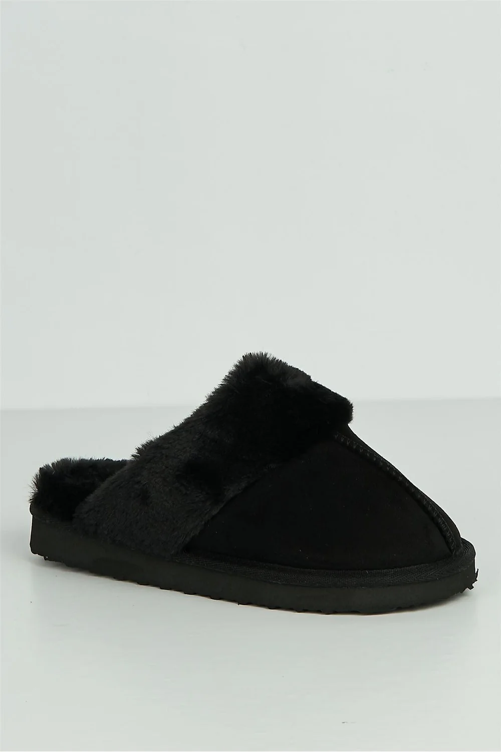 Koko Closed Toe Fluffy Slipper in Black - Image 4