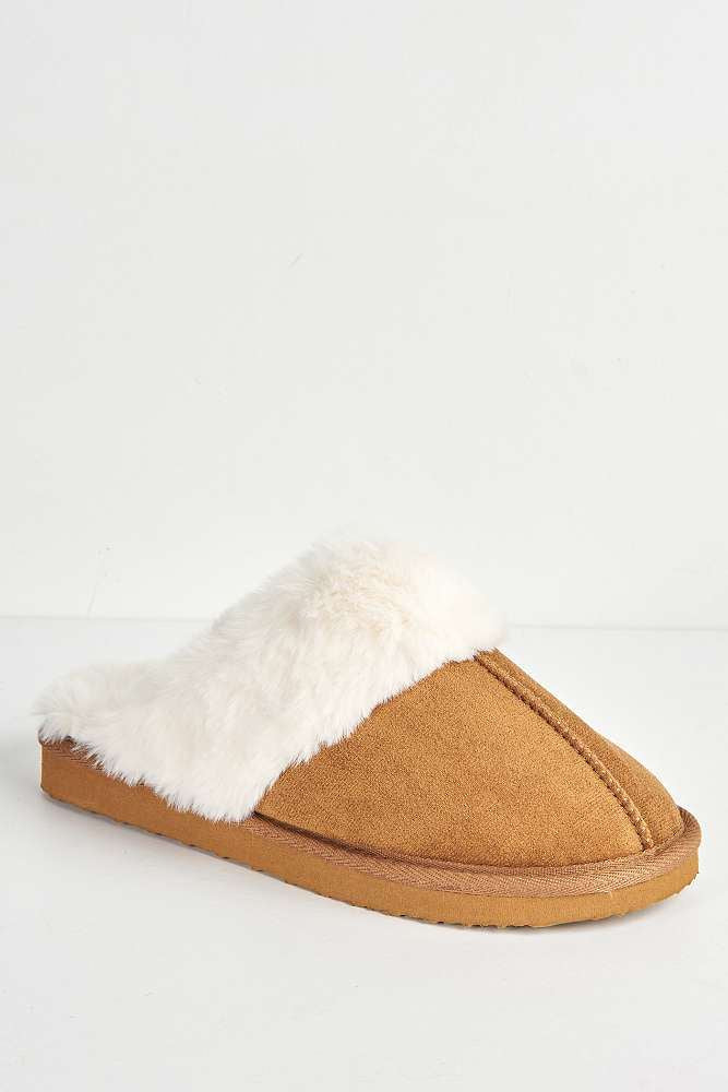 Koko Closed Toe Fluffy Slipper in Camel - Image 4