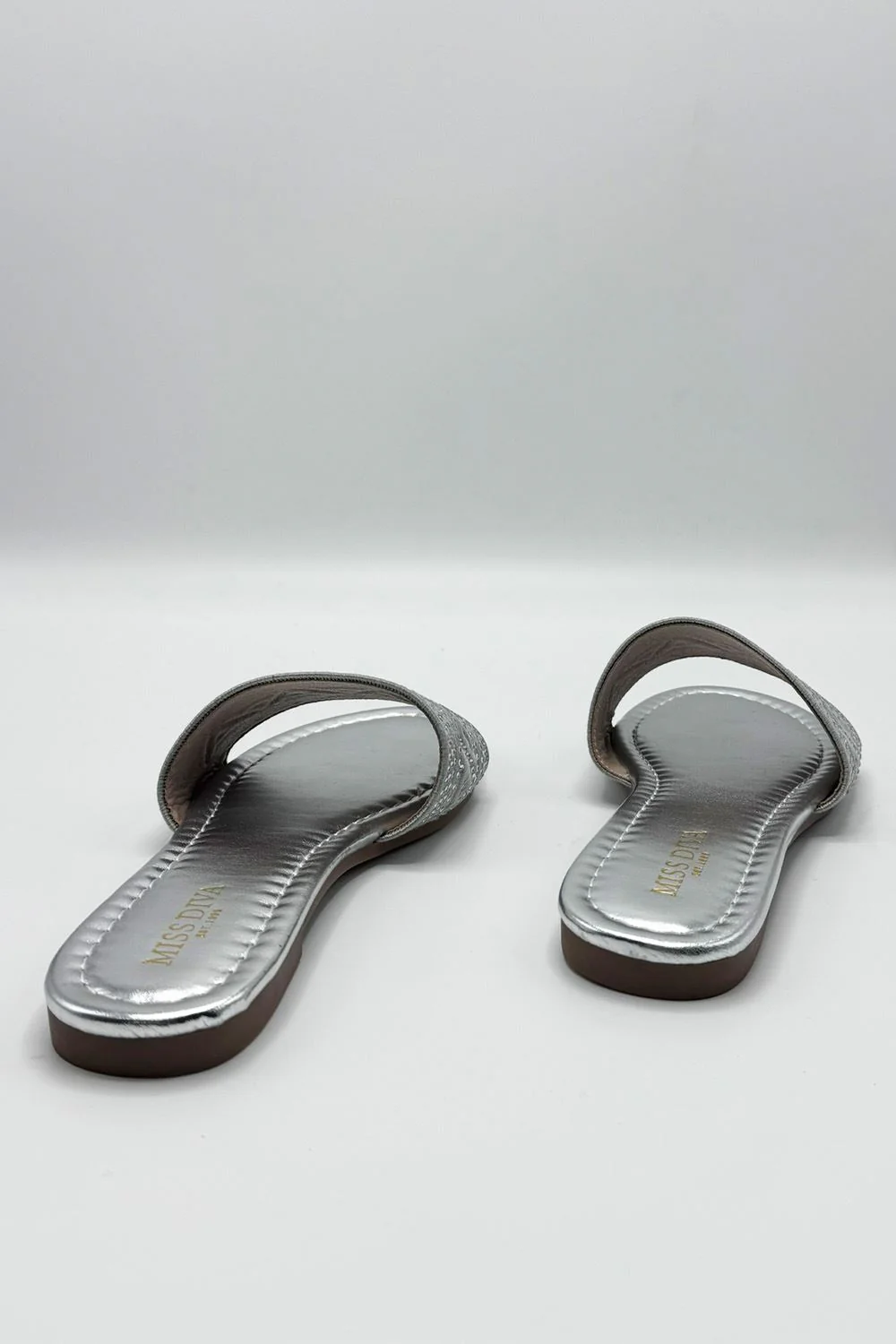 Kree Diamante Patterned Sliders in Silver - Image 5