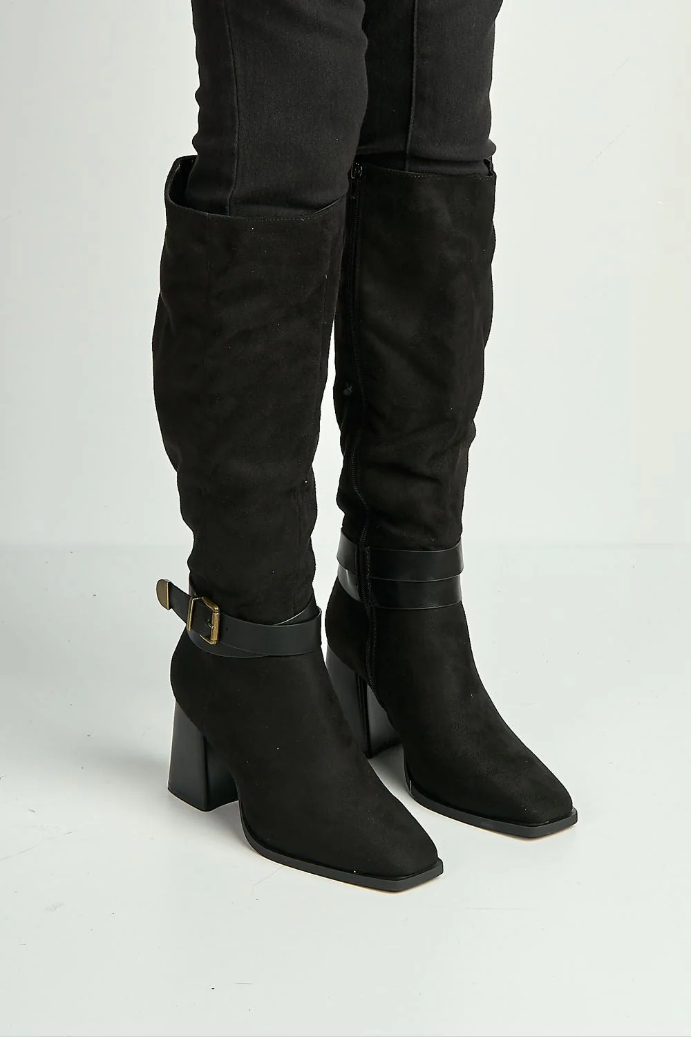 Leilani Gold Buckle Detail Knee High Block Heel Boots in Black - Image 2