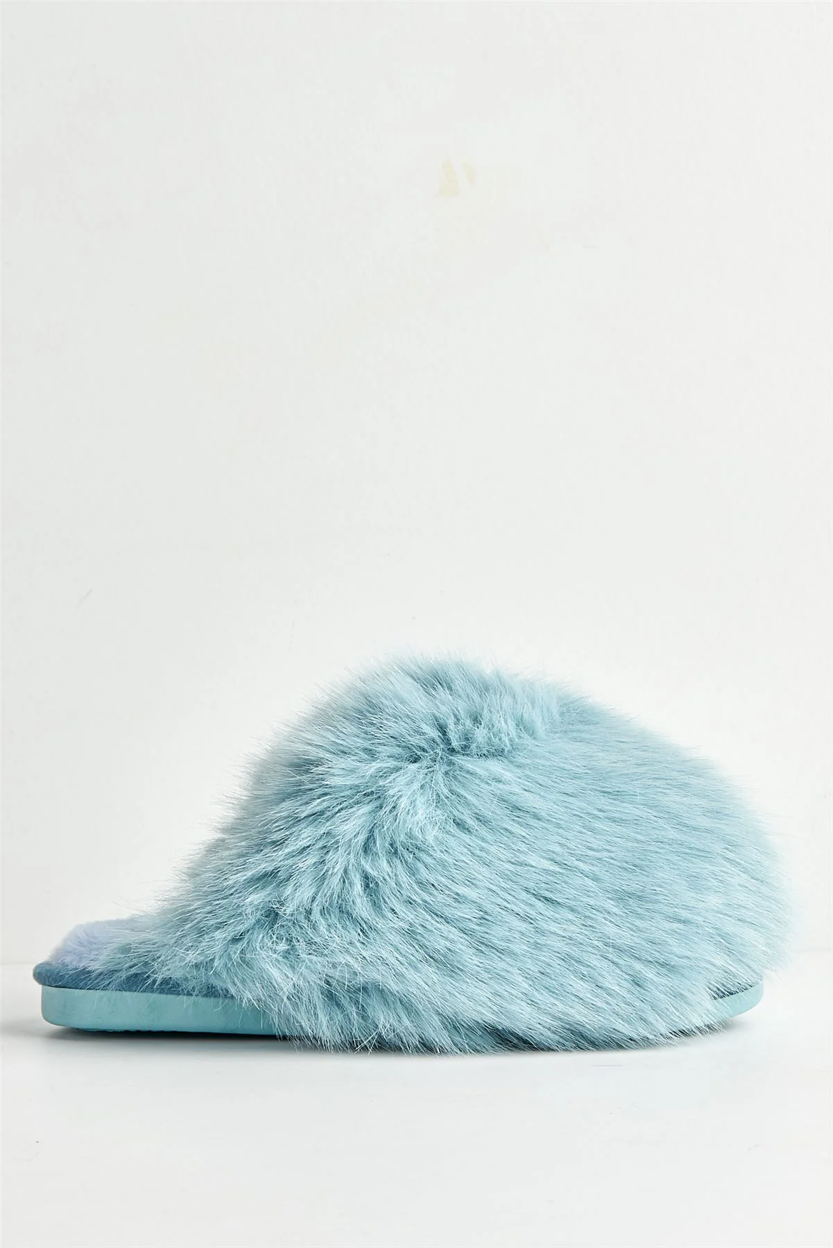 Lila Glitter Fluffy Slipper in Blue - Image 4