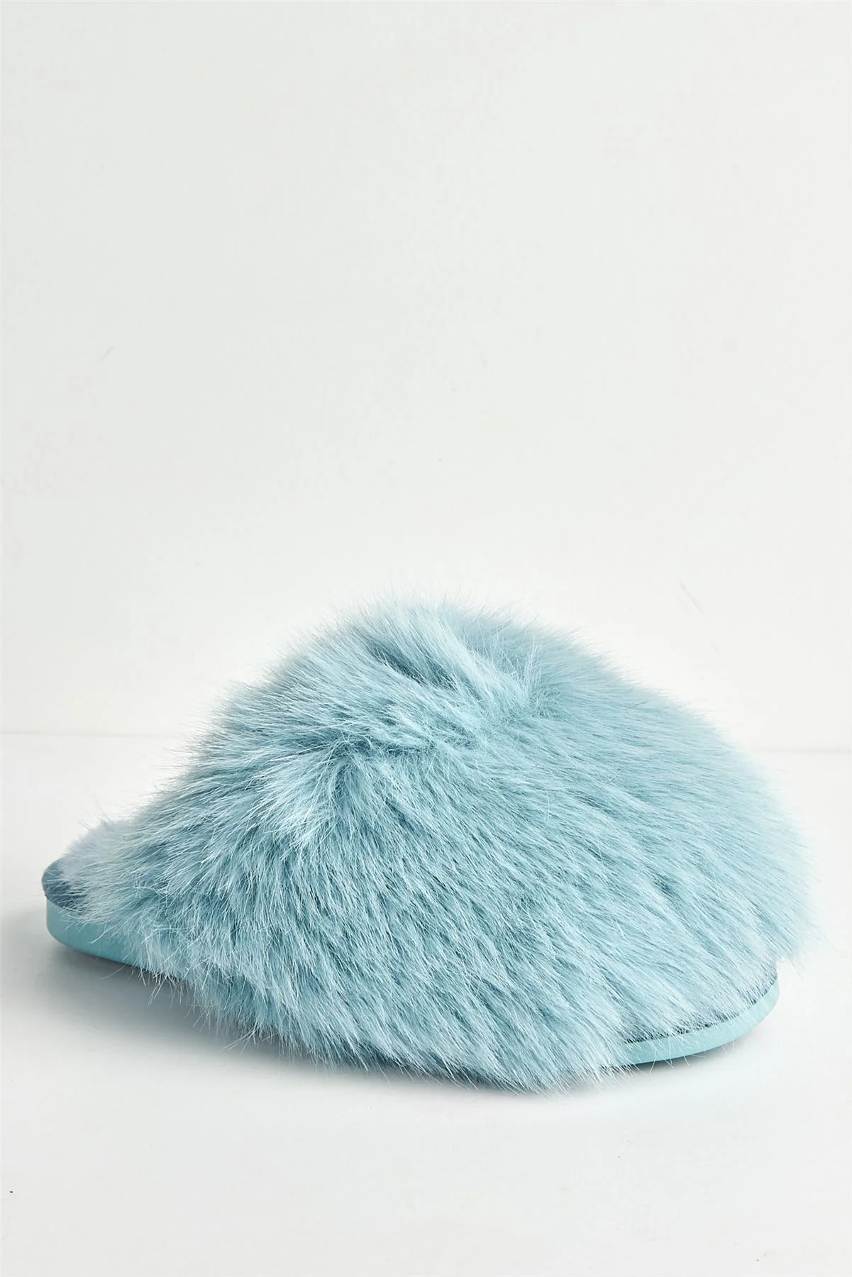 Lila Glitter Fluffy Slipper in Blue - Image 5