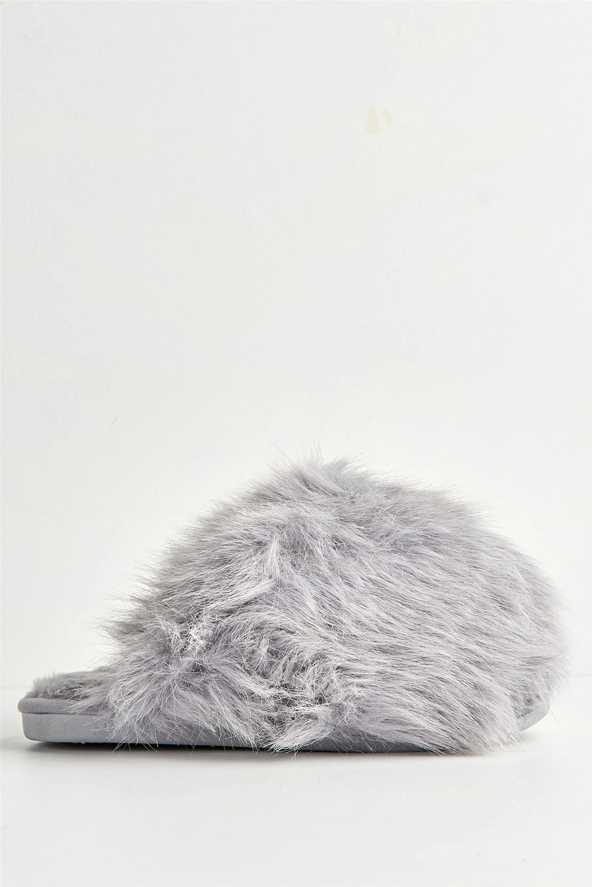 Lila Glitter Fluffy Slipper in Grey - Image 4