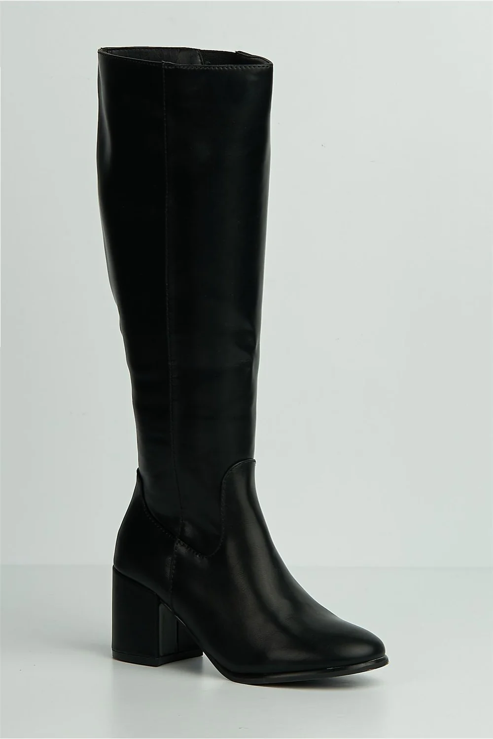 Lumiere Round Toe Block Heel Detail Knee High Boots in Black - Image 4
