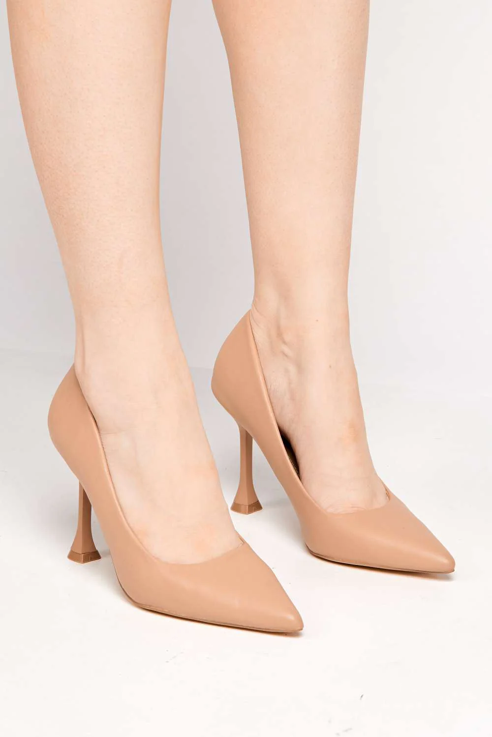 Martea Spool Heel Pointed Toe Court Shoes in Nude PU - Image 3
