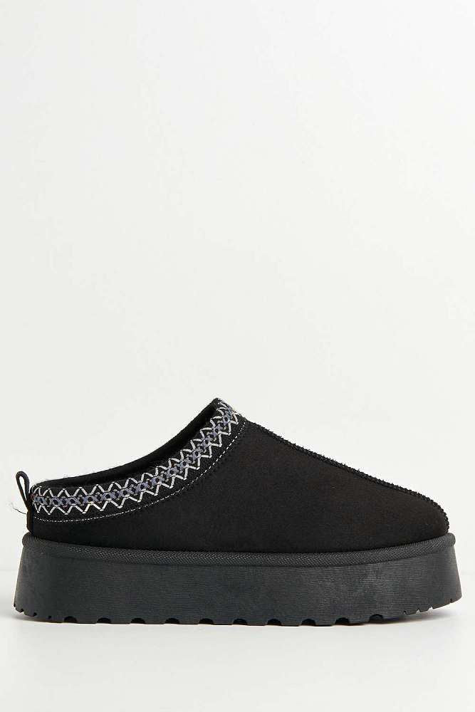 Milo Kids Flatform Fluffy Slippers in Black - Image 6